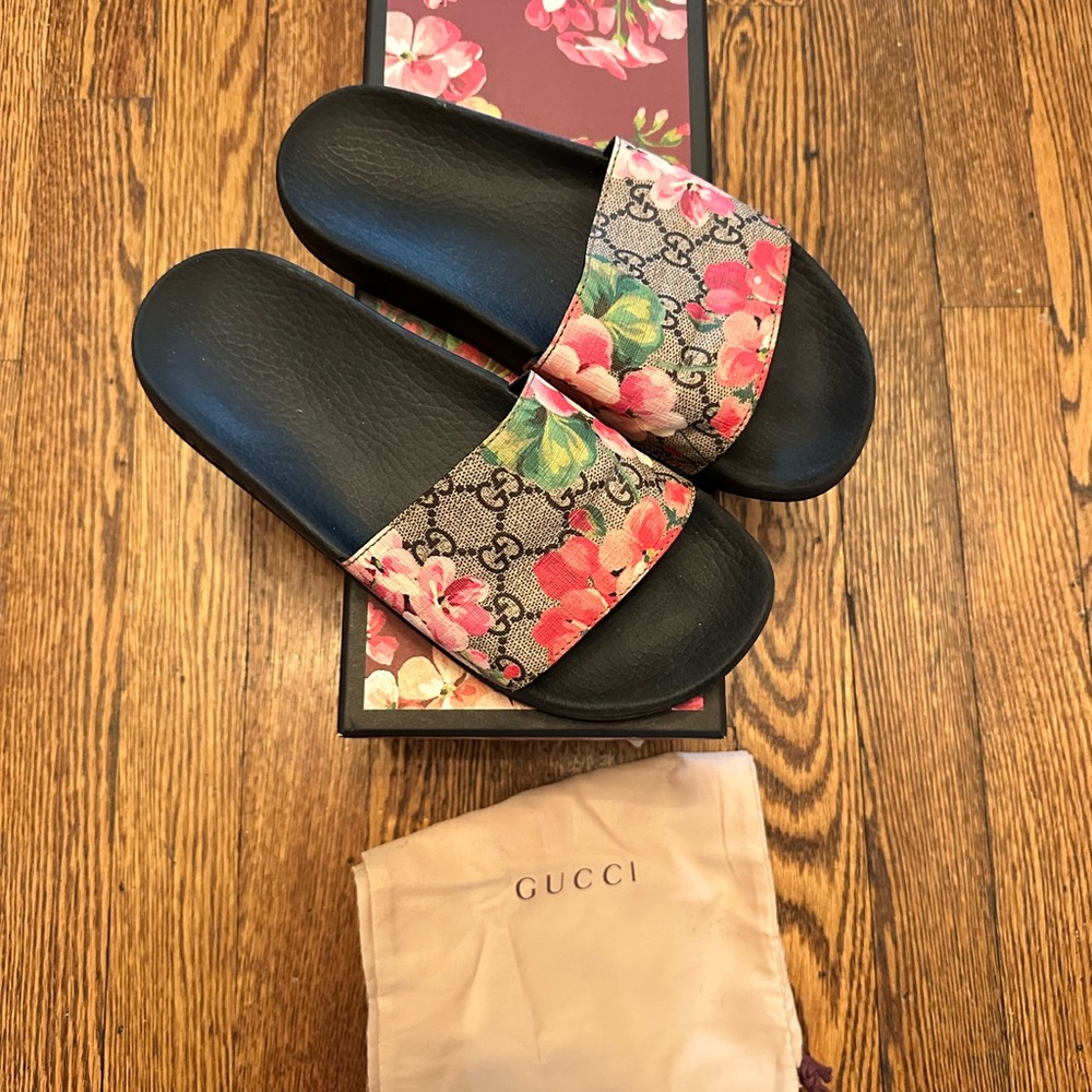 Gucci Floral Pink Sandals